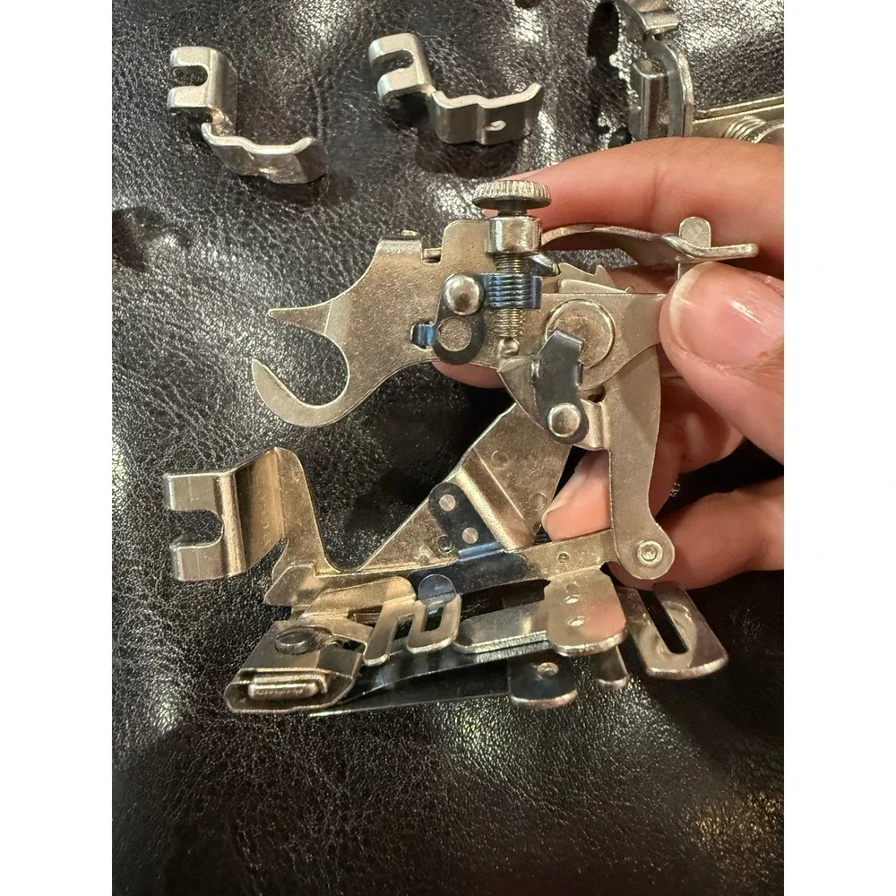 Vintage Singer Sewing Machine Presser Foot Lot USA Low Shank Ruffler Tucker 11pc